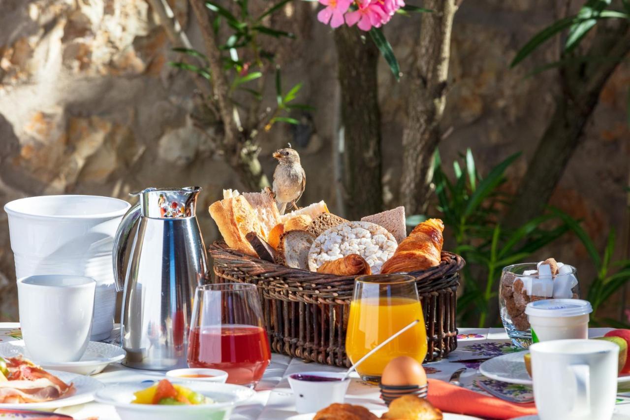 Logis Auberge Les Murets Hotel Restaurant Spa Chandolas Екстер'єр фото