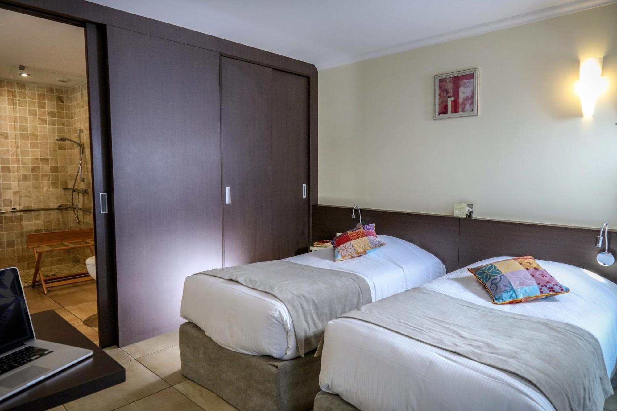 Logis Auberge Les Murets Hotel Restaurant Spa Chandolas Екстер'єр фото